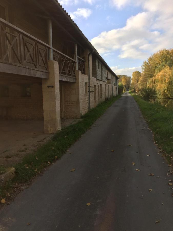 Relais De La Venise Verte Кулон Экстерьер фото